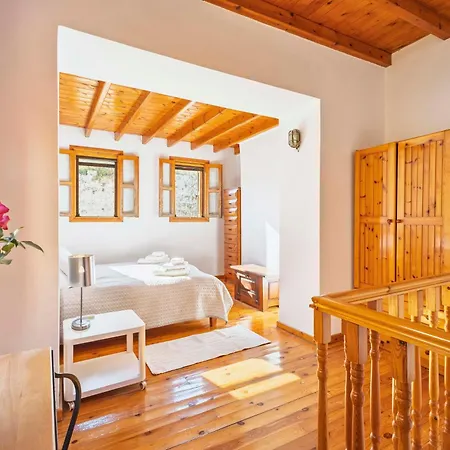 Feriehus Maison Roxanne & Maisonette In Medieval By Rhodes4vacation